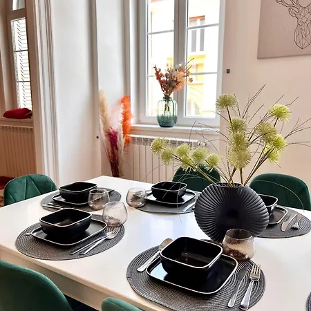 Mitteleuropa Private Parking 트리에스테