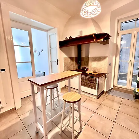 Mitteleuropa Private Parking 아파트 트리에스테