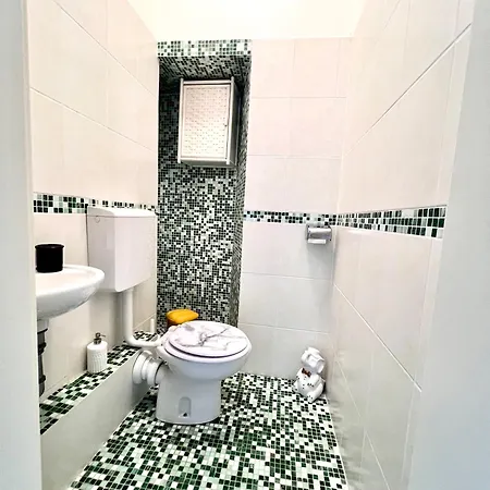 Mitteleuropa Private Parking 아파트 트리에스테