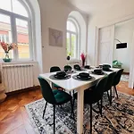 公寓 Mitteleuropa Private Parking 的里雅斯特