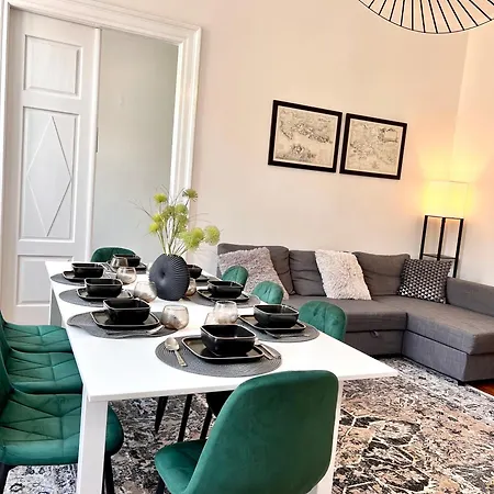 Apartman Mitteleuropa Private Parking *