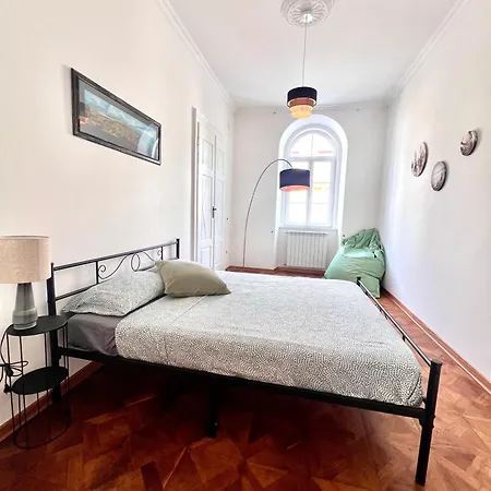 Mitteleuropa Private Parking Apartment