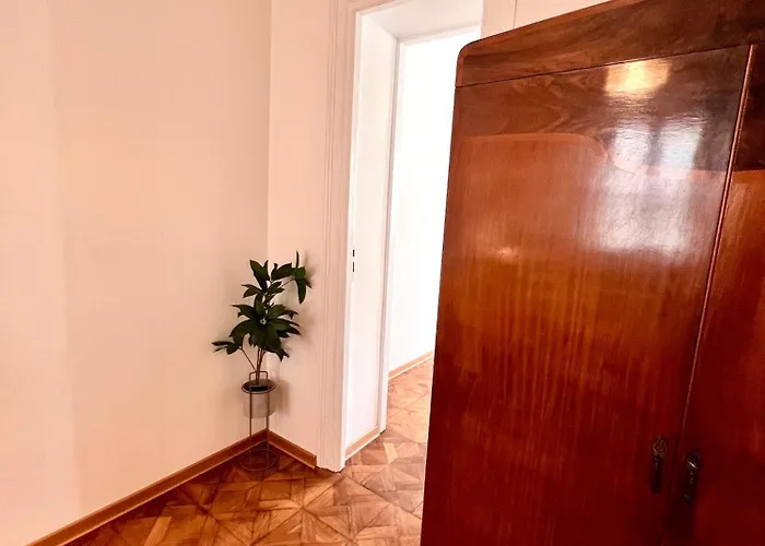 Апартаменты Mitteleuropa Private Parking *