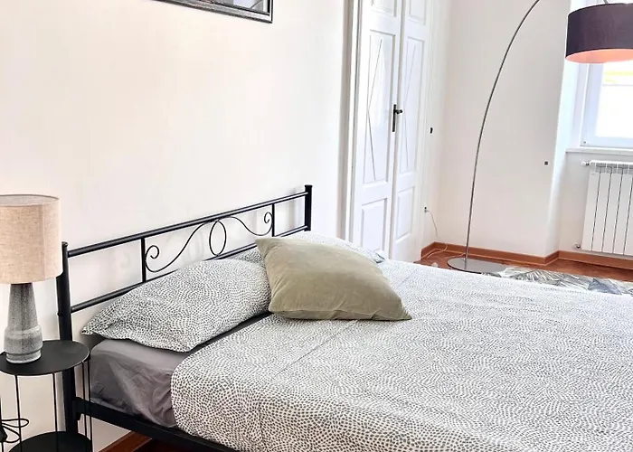 Mitteleuropa Private Parking * Триест