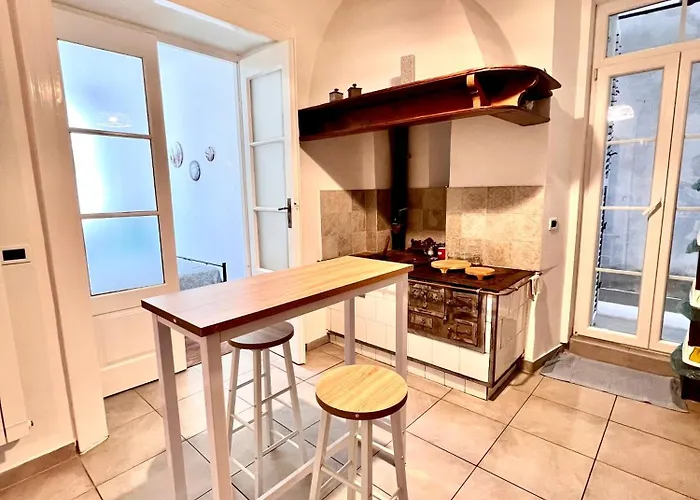 Mitteleuropa Private Parking Апартаменты Триест